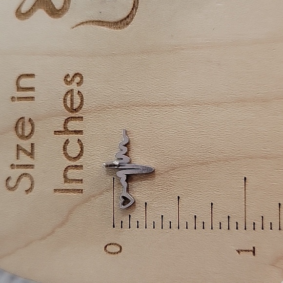 HEARTBEAT EKG STUD EARRINGS, Choice of Color - Picture 5 of 7